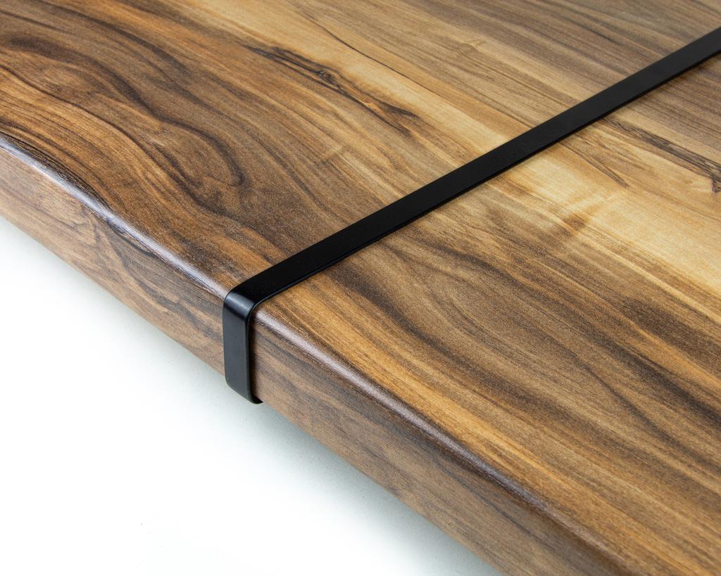 Планка для столешницы соединительная, с закрытым торцом, 600х40 мм, R5, черный (Тз-40-R6/180 черный) Планка для столешницы соединительная, с закрытым торцом, 600х40 мм, R5, черный (Тз-40-R6/180 черный)