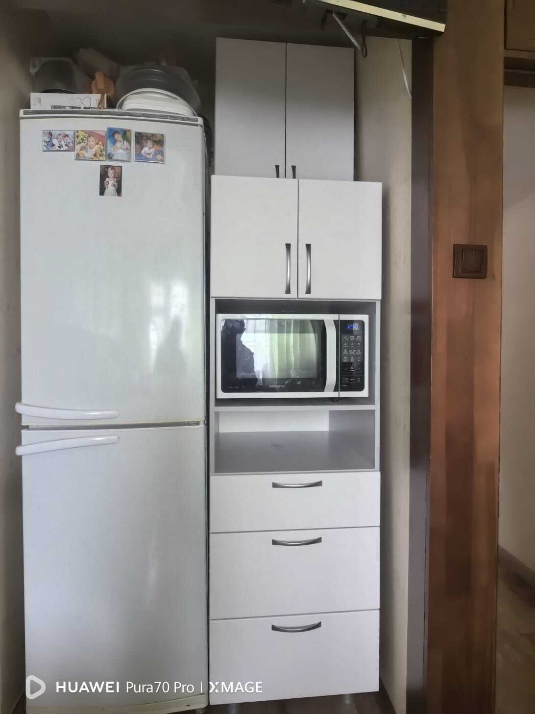 Пенал на кухню в свободное пространство